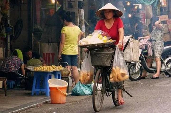 Sự Bùng Nổ Của Video Ngắn và Trí Tuệ Nhân Tạo: Vai Trò Thiết Yếu Của Đào Tạo Kỹ Năng Sáng Tạo Nội Dung